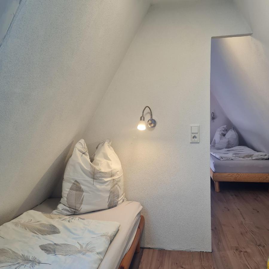 Wanderhuette Zum Bernhardsthal Villa Luaran gambar