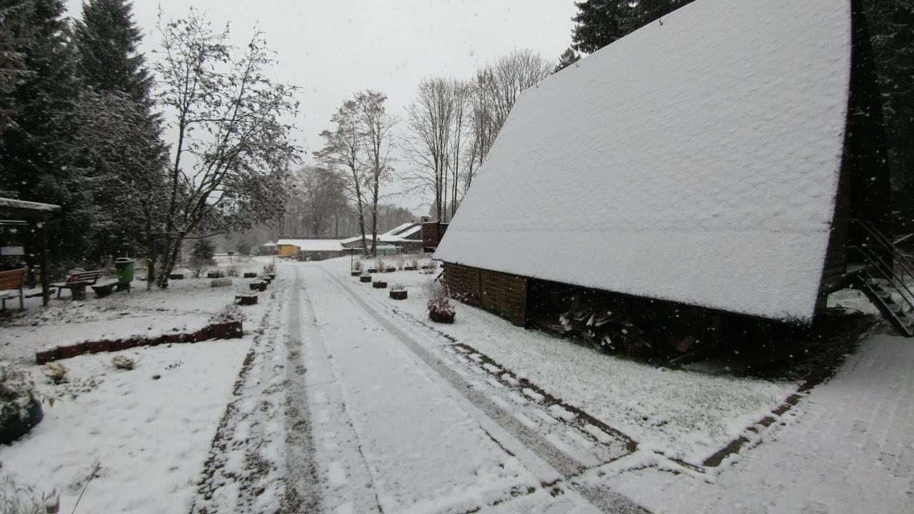 Wanderhuette Zum Bernhardsthal Villa Luaran gambar